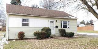 1923 Bollinger Ave Ne Gallery 1