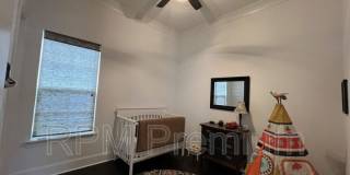1142 Memorial Sq. Gallery 32