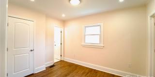 2128 Jackson Street Gallery 8