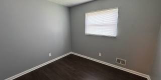 East Fountain Square 3 Bedrooms 1.5 Baths Gallery 20