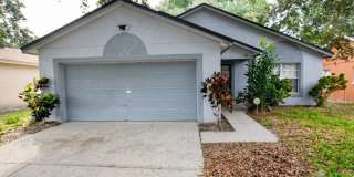 Recently Renovated 3 Bed 2 Bath Home for Rent in Apopka, FL! Move in August 10th Gallery 1