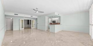 550 SE Mizner Boulevard Gallery 7