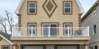 209 Bay Avenue unit: Fd Gallery 1