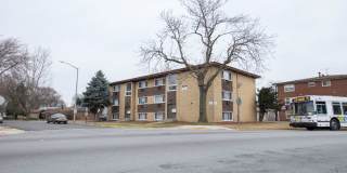 801 E Drexel Square Hyde Park Apartments Gallery 8