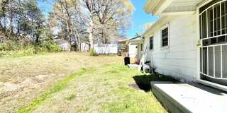 1006 E Side Drive Gallery 13
