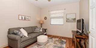 421 NW Sunview Way Gallery 31