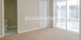 8810 North Orangeview Avenue Gallery 8