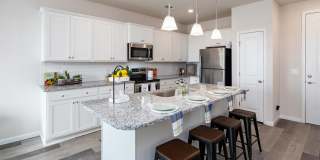 Crest at Burkitt Ridge Apartments and Townhomes Gallery 1