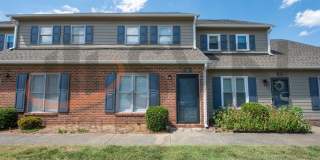 Cozy 2 BR, 1.5 BA Townhome In North Durham Crystal Pines Community Gallery 1
