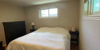 Rare Boulder Gem—Spacious 5-bedroom S. Boulder home - AVAILABLE EARLY JULY! Gallery 13