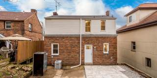 Stunning 2 bedroom home in Brookline available July 15! Gallery 24