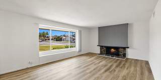 Spacious Home on Corner Lot! Gallery 6