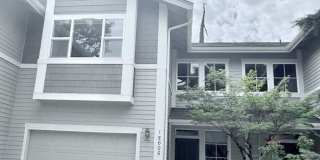 Style and Comfort in the Heart of Redmond Gallery 1