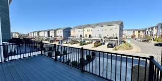 Available 07-08-26! Townhouse w/Garage - Pet Friendly - All Appliances Convey! Gallery 27