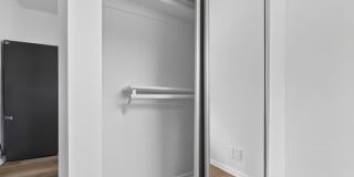 400-420 N. Oakland Ave. Gallery 26