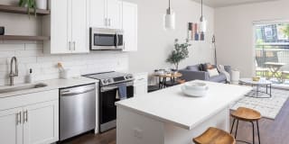 1919 Mile High Gallery 3