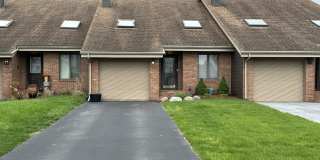 212 Holly Lane Gallery 1