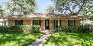 52 Pine Court Gallery 1