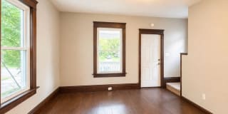 3 Bedroom 1 Bathroom single family Home for Rent Gallery 4