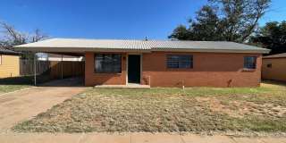 Cozy City Charm – 3‑Bed, 1‑Bath Home in Lamesa, TX Gallery 1