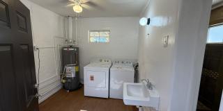 537 West Mariposa Street Gallery 8