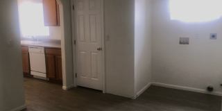 Updated Cul‑de‑Sac Charmer with Bonus Room Gallery 8