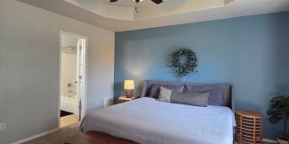 Fully Furnished 4BR Home with Fenced Yard & 2-Car Garage in Stoneburrow Gallery 14