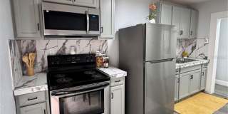 1040 RANDALL STREET Gallery 18