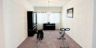 COMING SOON! * RARE OPPORTUNITY * SENIOR (55+) ROOM FOR RENT IN PRISTINE GATED COMMUNITY IN MENIFEE! Gallery 35