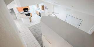 Gated Community townhome, with private garage Gallery 43