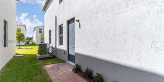 615 NE 1st Terrace Gallery 38