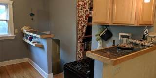 AWESOME 2-BDRM VICTORIAN DUPLEX HOME WITH 2-CAR GARAGE & CENTRAL A/C! Gallery 8