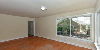 4916 Western Boulevard Gallery 10