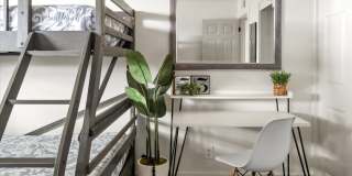 423 N 73rd Place Gallery 33