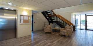 6210 SUN Boulevard Gallery 23