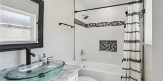 1512 MICHIGAN Avenue Gallery 12
