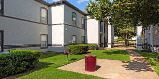Fountains of Burleson Apartments Gallery 42