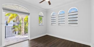 827 SE 2nd Ct Gallery 28