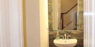 1548 KINNAIRD Terrace NE Gallery 15