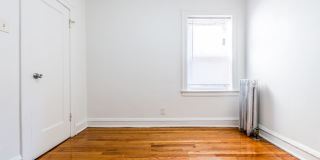 7801 S Yates South Shore Apartments Gallery 3