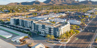 View 32 Apartments Gallery 70