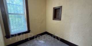 2441 N Dr. William Finlayson St (Upper) Gallery 1