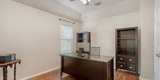 4719 River Rock Gallery 9