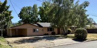 1429 SE Cherry Ln Gallery 1