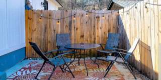 2417 Glenrose Avenue - A Gallery 14