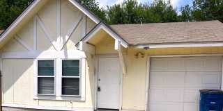 ZERO APPLICATION FEE FOR THIS CHARMING GARDEN HOME! Gallery 1
