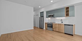 Strata Gallery 27