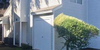 31 SE Park Circle unit: 18 Gallery 1