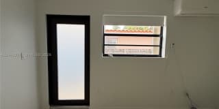 612 NW 43rd Ct Gallery 9