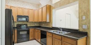 1405 RIDGE TERRACE Gallery 9